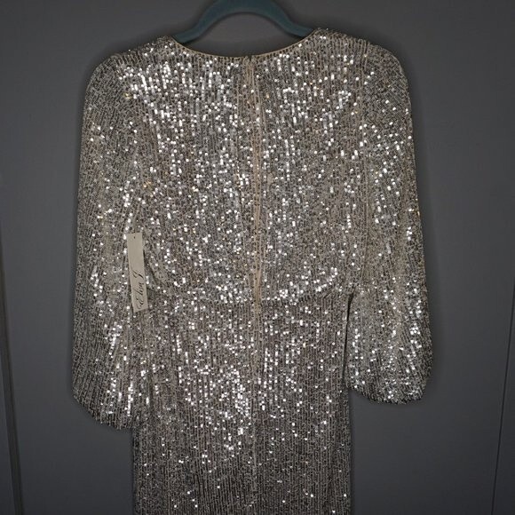Eliza J Silver Sequined Blouson Surplice V-Neck Cocktail Dress Size 0 NWT - Picture 9 of 10